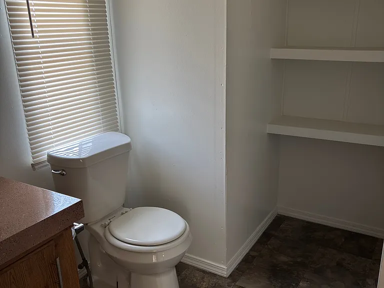 2511 S Bypass 35 #10 — Photo 11