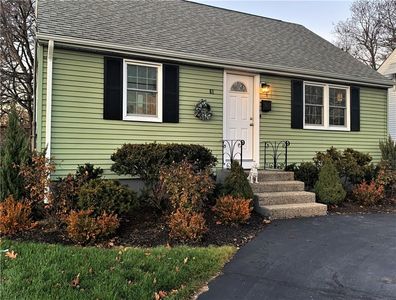 61 Allen Ave, Cranston, RI, 02910