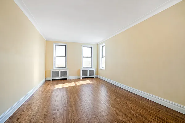 Sold by Compass | media 8