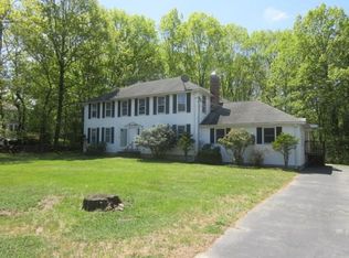 70 Baldwin Rd, Dracut, MA 01826