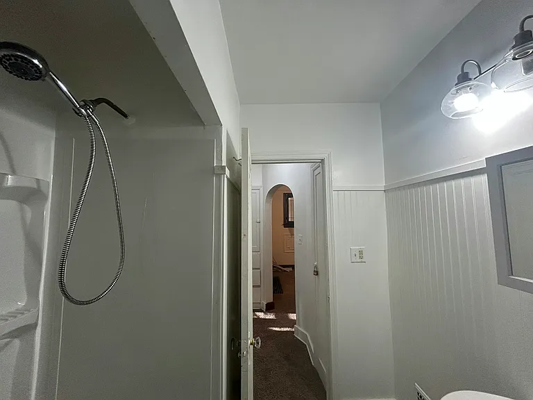 4401 Buckingham Ave #2 — Photo 20