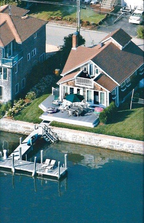 Walk out your door and on to your boat!