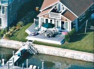 39 Atlantic Ave, Groton, CT 06340