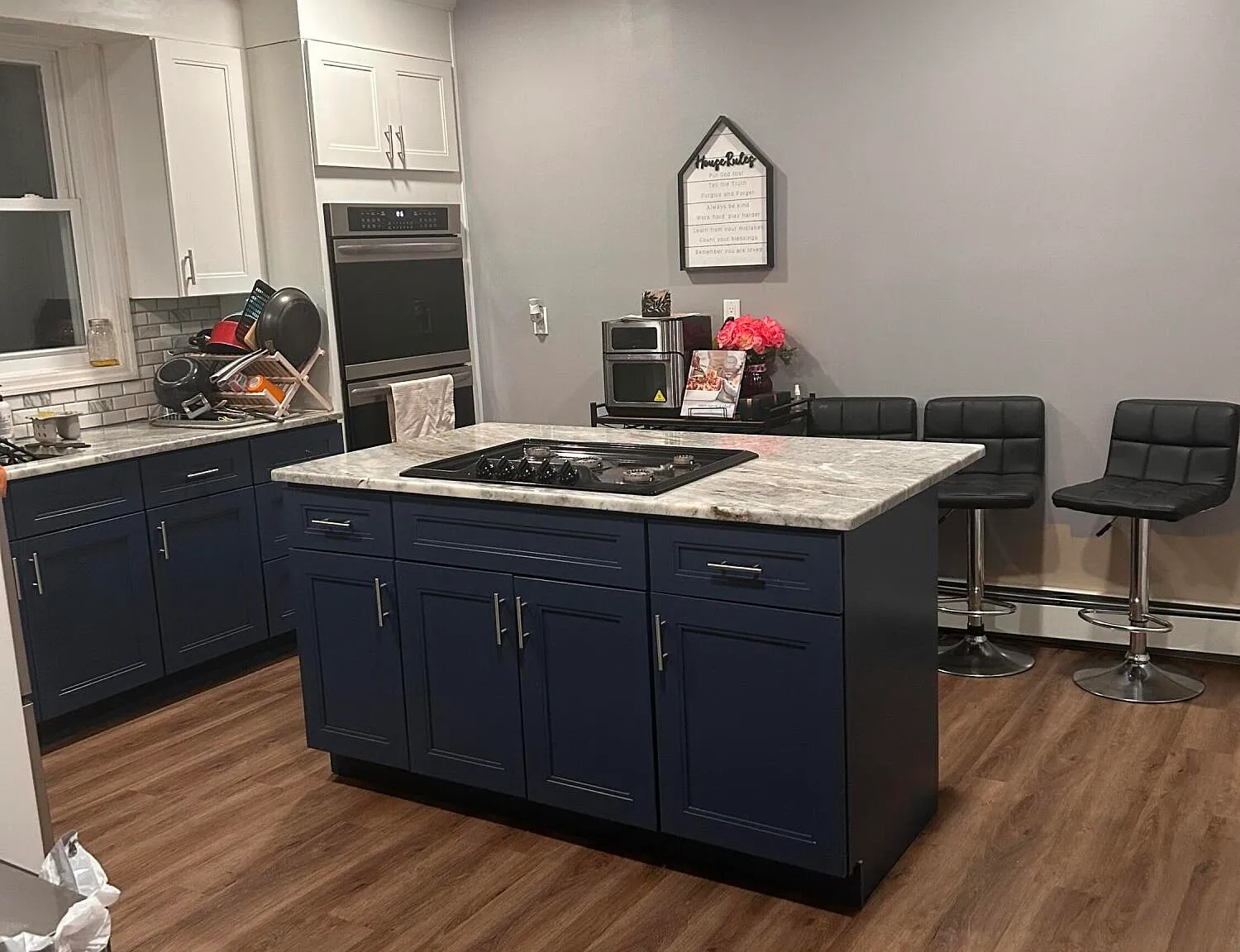 2 bed, 1758 sqft, $3,000 — Photo 2