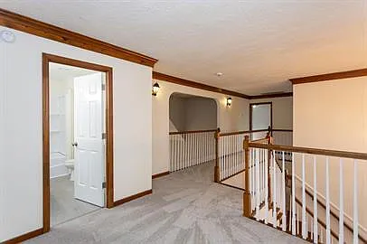 681 Marlborough Dr — Photo 24