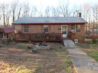 1514 Underdown Ave SW, Lenoir, NC 28645