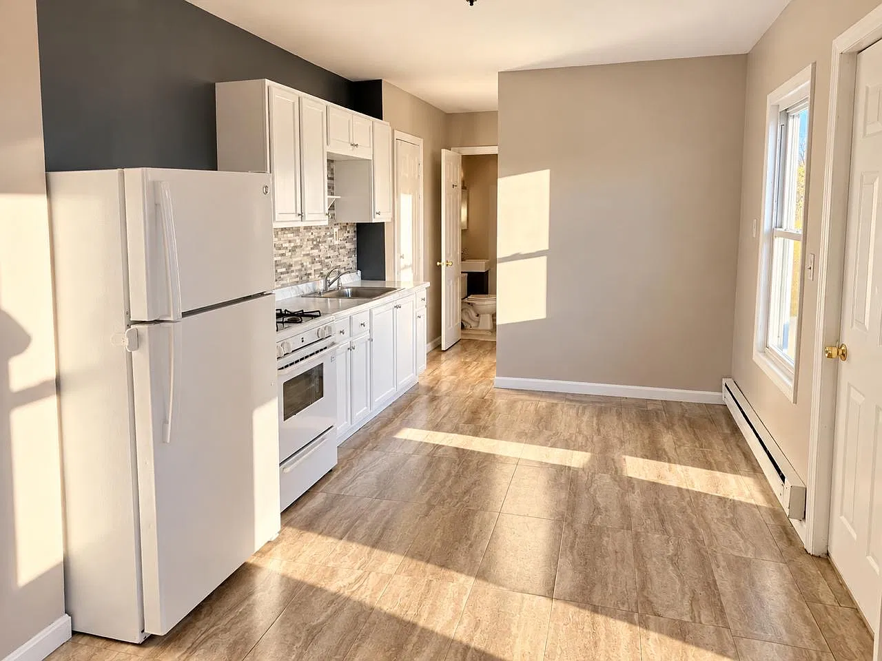 2 bed, 800 sqft, $1,750 — Photo 3