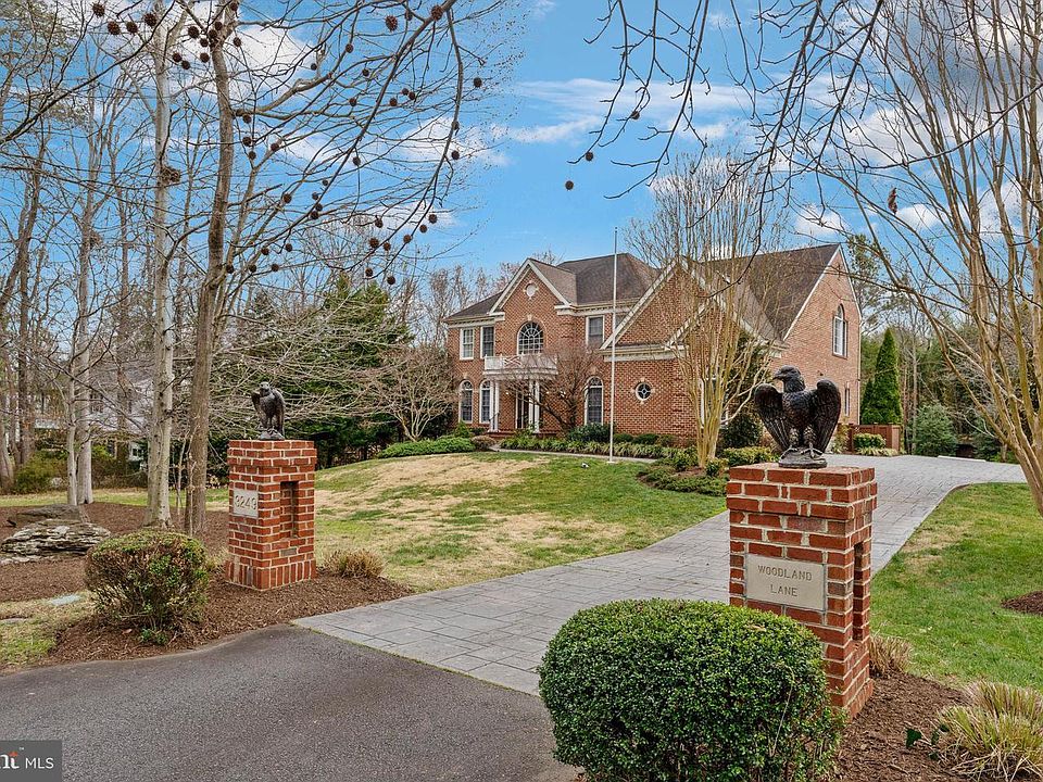 1st image of 3249 Woodland Ln
