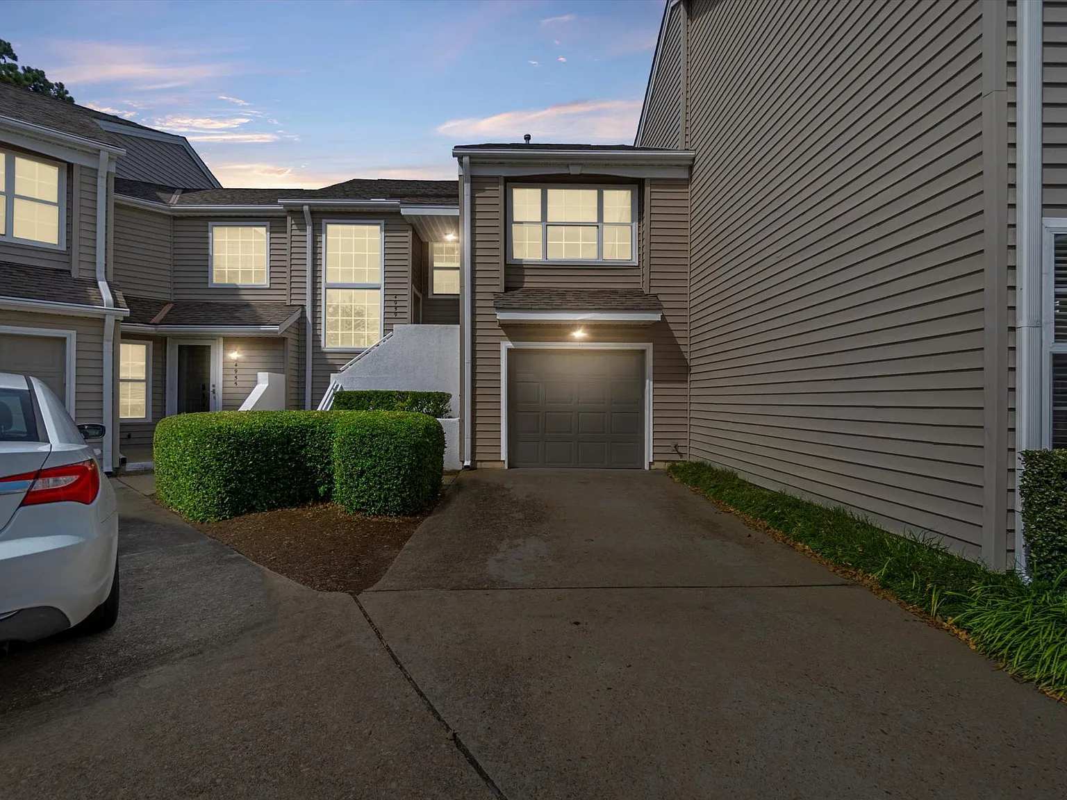4959 Cypress Point Circle — Photo 1