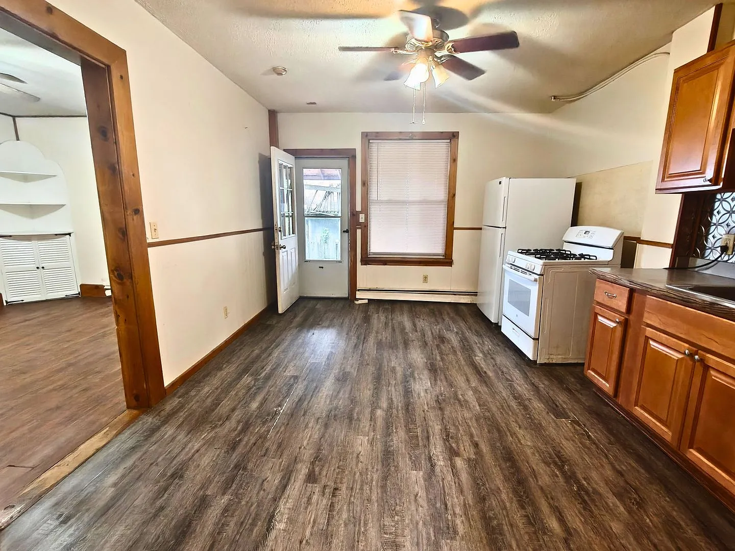 14 Parker Ave — Photo 4
