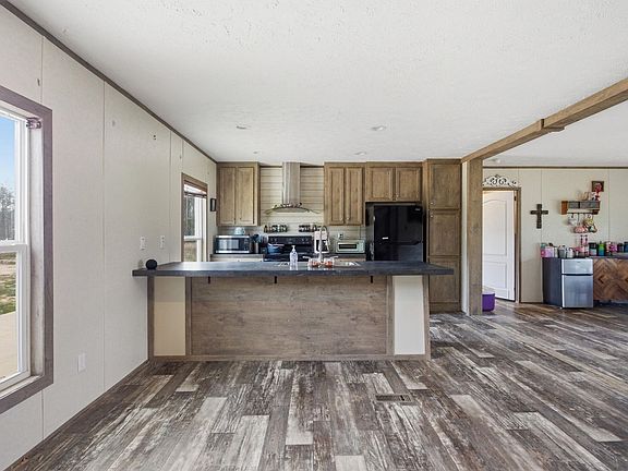 5th image of 381 Gimnick Rd