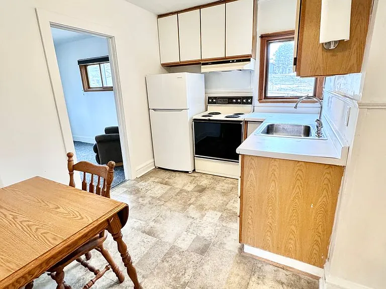 2921 Piedmont Ave — Photo 4