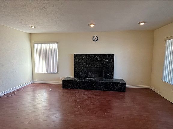 3rd image of 7045 Grasswood Dr