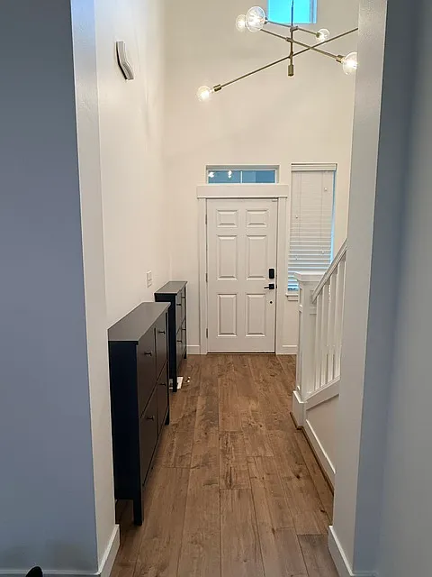 3 bed, 2.5 bath, 1790 sqft, $3,300 — Photo 3