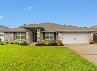 2494 Abaco Dr, Navarre, FL 32566