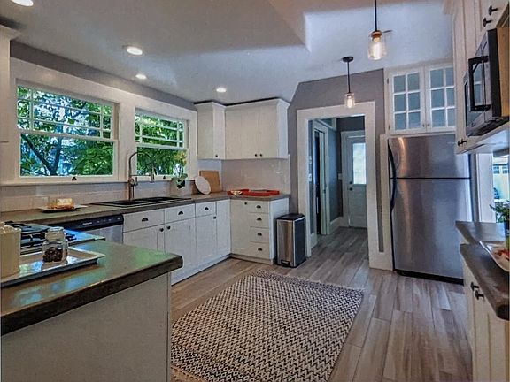 5th image of 2401 U St