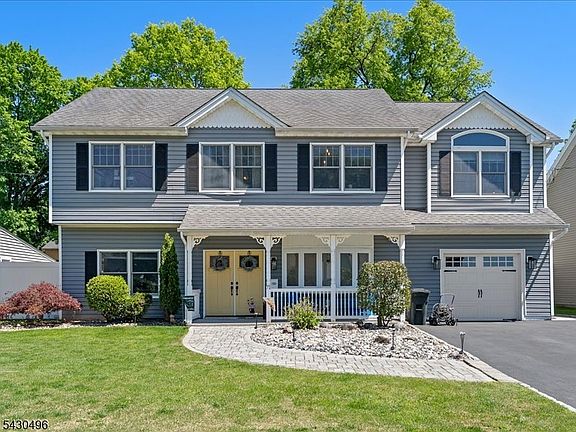 2nd image of 71 Bergen Dr
