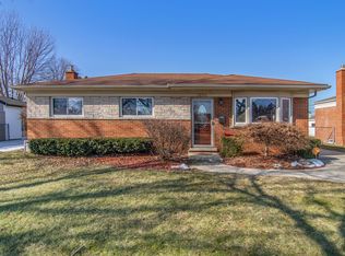 30915 Sutherland Ave, Warren, MI 48088