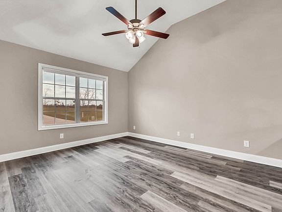 4th image of 1200 Cardinal Creek Dr