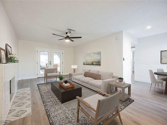 2nd image of 6750 Laronda Ln