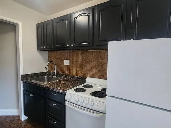 635 Macarthur Blvd, Oakland, CA