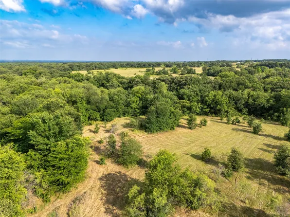451 County Road 1475, Alvord, TX 76225