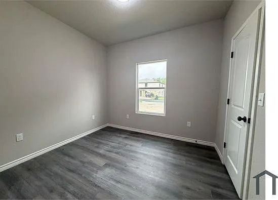 7610 Windsor Oaks — Photo 11