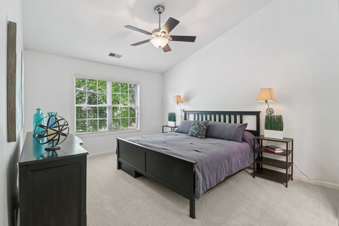 Sawgrass Dr-S1107-042.jpg