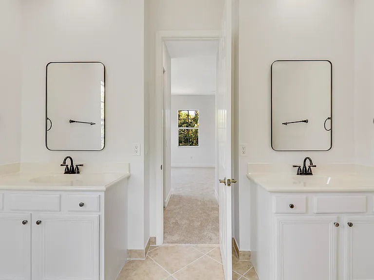 112 Dunmore Dr — Photo 26