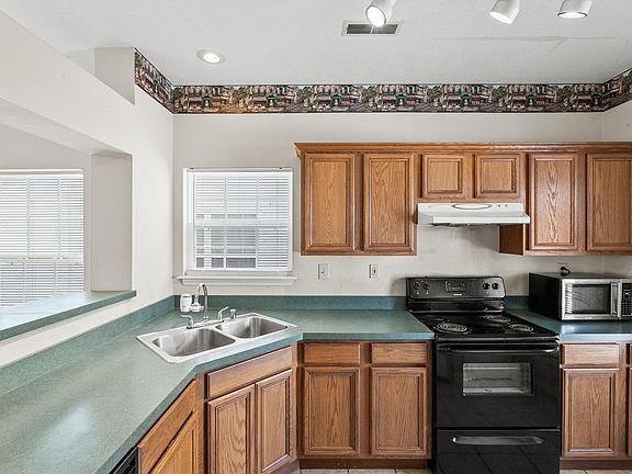 5th image of 2404 Danby Woods Cir