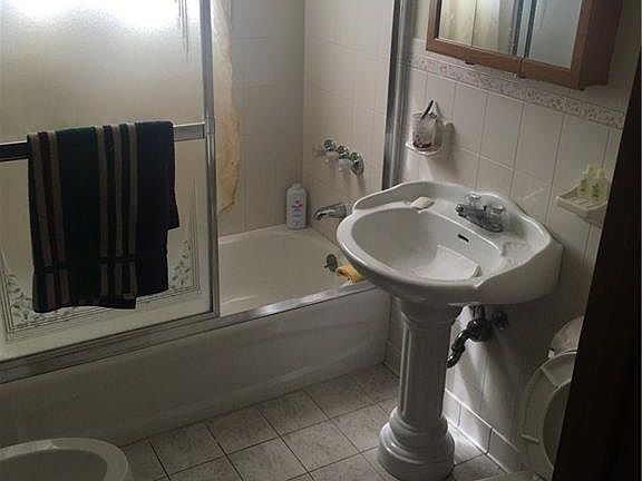 5th image of 411 Durston Ave #13