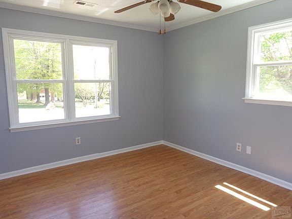 5th image of 2633 Fairwood Dr