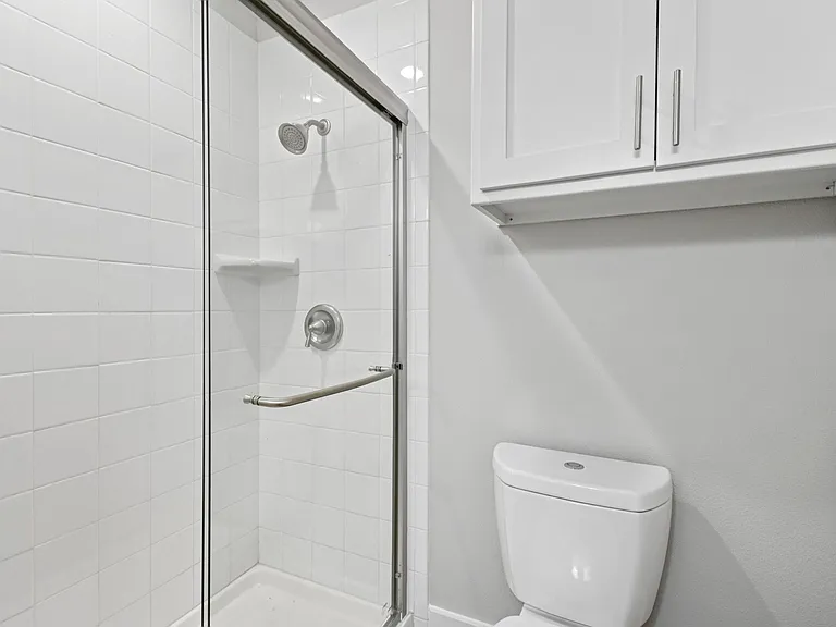 Muirfield Village B1 Bathroom