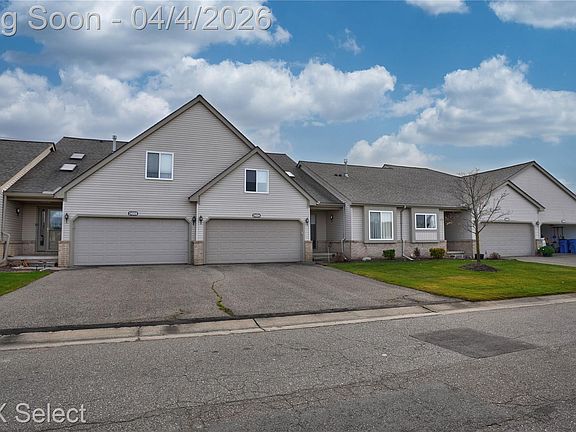 4th image of 24004 Wilson St