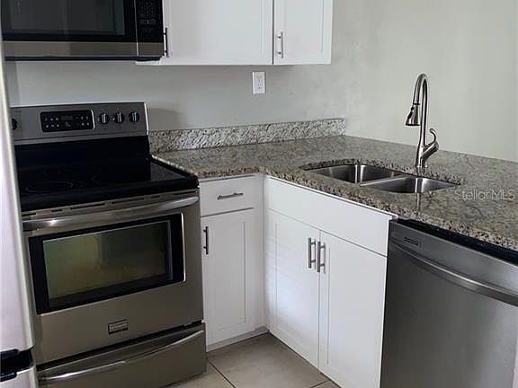 2nd image of 290 Scottsdale Sq #291