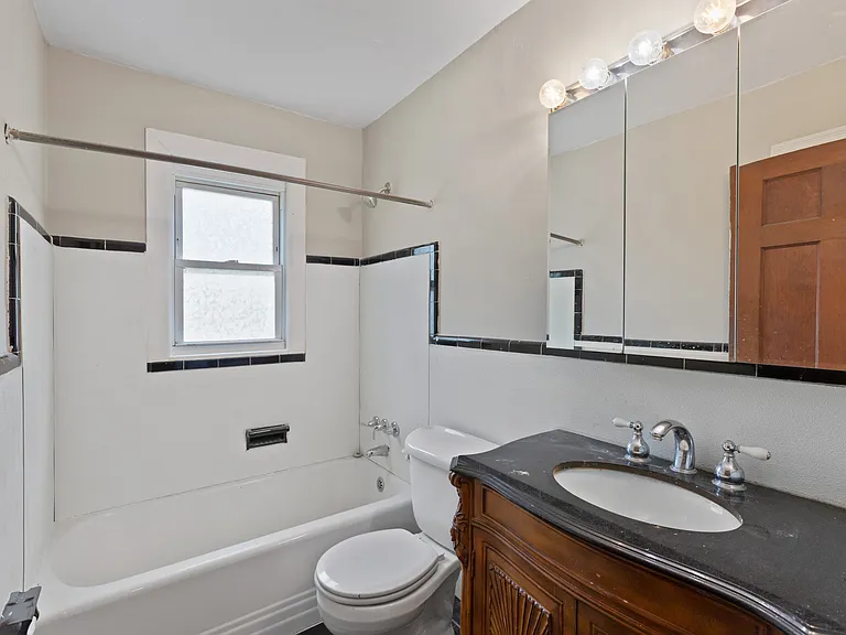 7007 Paisley Dr — Photo 11