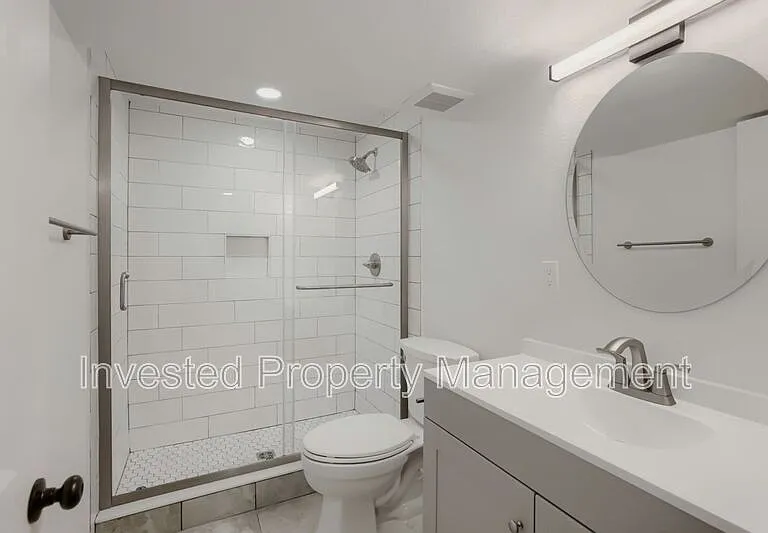 6473 Newcombe Ct — Photo 25
