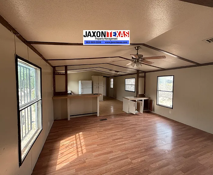 185 Low Rd #1 — Photo 1