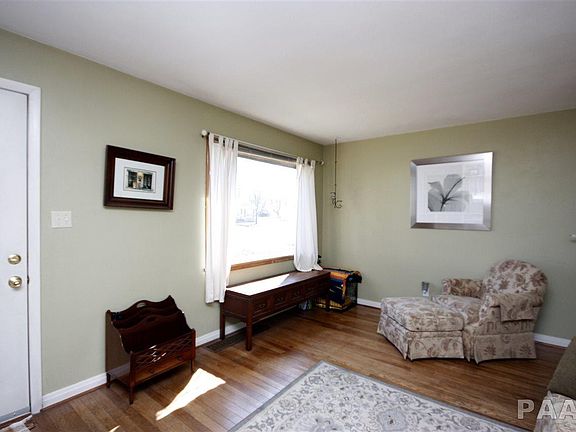 3rd image of 2919 N Saint Philomena Ct