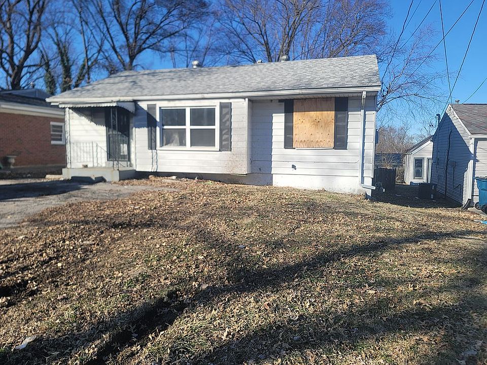 1st image of 221 Sadonia Ave