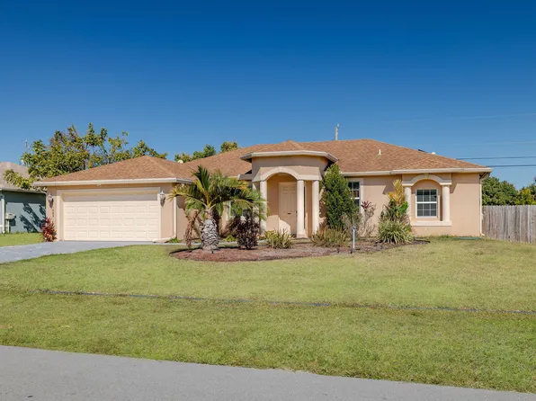 1585 SW Merchant Lane, Port St Lucie, FL 34953