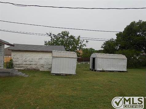 4th image of 4133 Patricia St