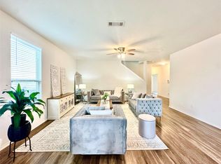 14614 Sierra Garden Dr, Houston, TX 77069