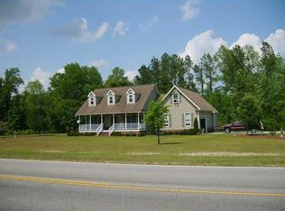 9493 Old State Rd, Holly Hill, SC 29059
