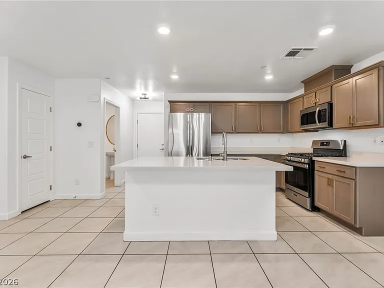 3621 Hestia Ave — Photo 8