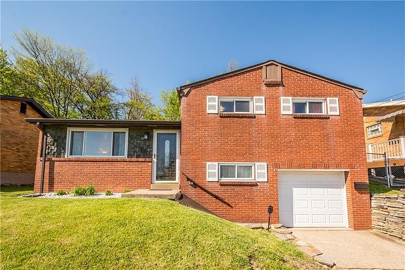 1st image of 835 Londonderry Dr