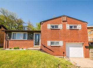835 Londonderry Dr, Pittsburgh, PA 15234