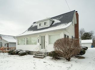 312 S Jefferson St, Ossian, IN 46777