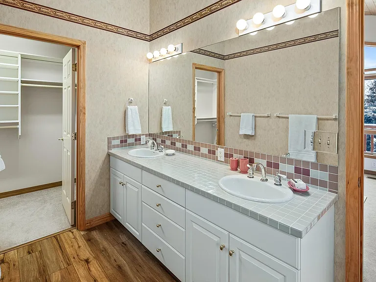 Double sink