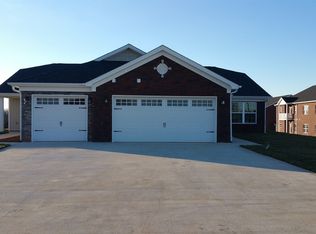 137-147 Vineland Parkway, Vine Grove, KY 40175